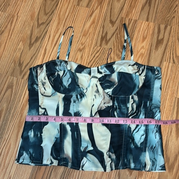 PrettyLittleThing Corset Tp and Skirt Set, cream, blue, 12 - Picture 8 of 11